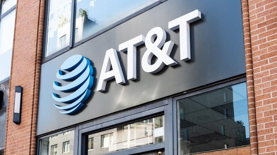 AT&T Reports Q1 EPS Beat, But Revenues Missed